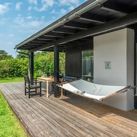 Four-bedroom In * Tisvildeleje