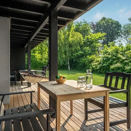 Сasa de vacaciones Four-bedroom In Tisvildeleje