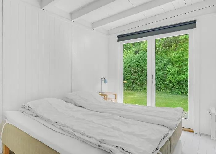 Four-bedroom In Дом отдыха *